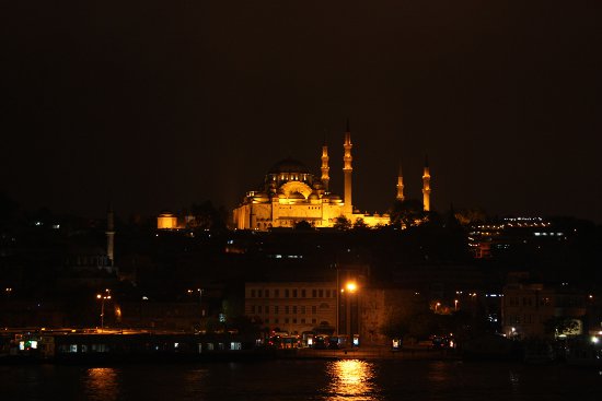 Istanbul bei Nacht